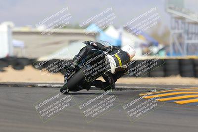 media/Oct-08-2022-SoCal Trackdays (Sat) [[1fc3beec89]]/Turn 16 (125pm)/